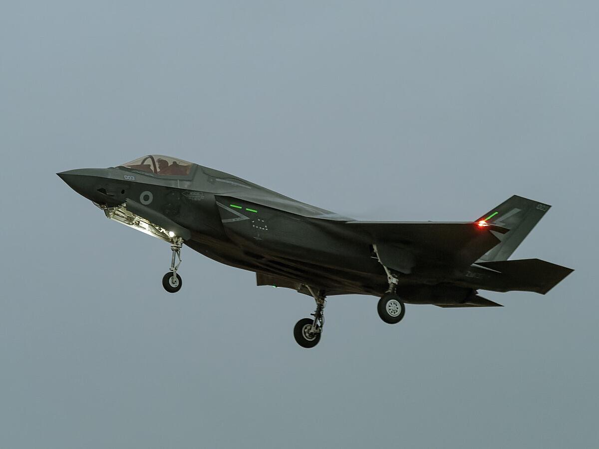 Click image for larger version

Name:	F-35B Lightning II ZM137 (BOLT21) (Large).jpg
Views:	215
Size:	103.9 KB
ID:	844157