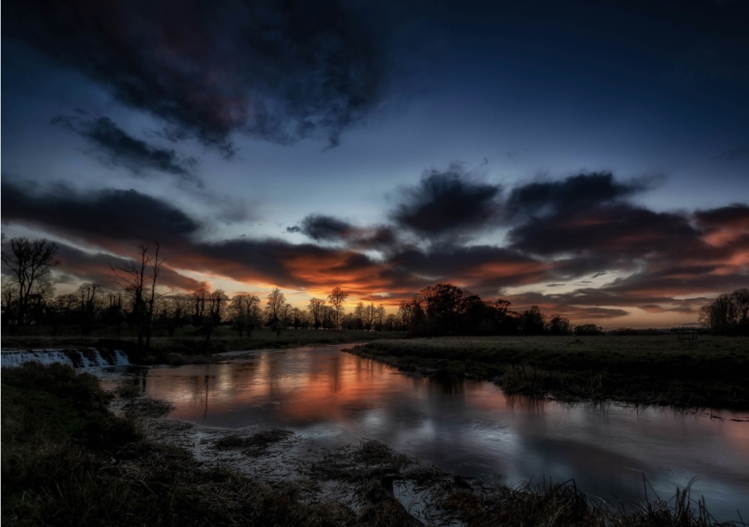 Click image for larger version

Name:	river.jpg
Views:	89
Size:	152.7 KB
ID:	852966