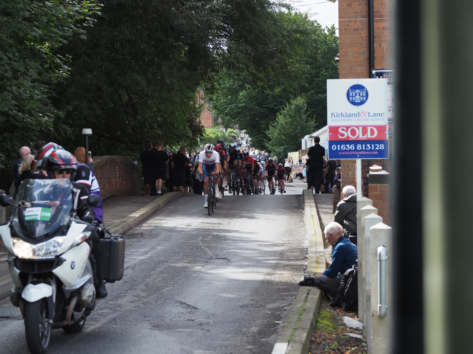 Click image for larger version

Name:	1MK20570.jpg
Views:	42
Size:	1.77 MB
ID:	891960