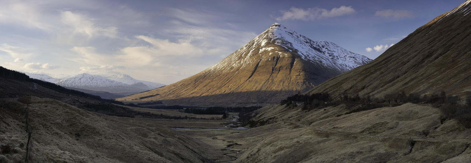 Click image for larger version  Name:	_3200491-Pano-S.jpg Views:	281 Size:	153.5 KB ID:	894463