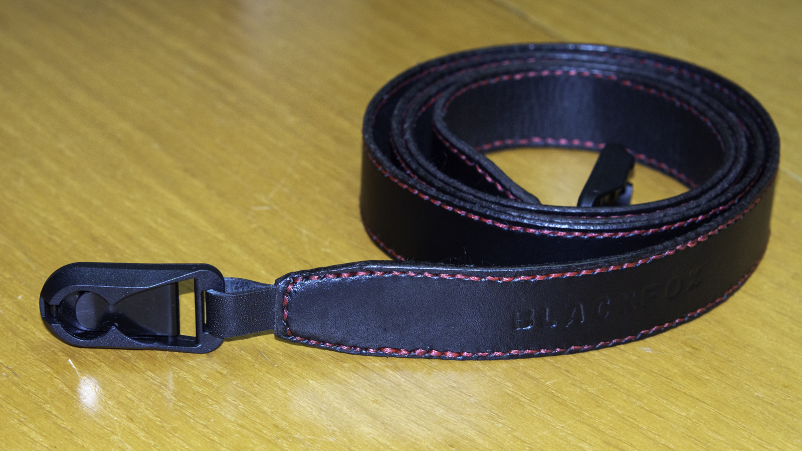 Click image for larger version

Name:	strap 1 .jpg
Views:	163
Size:	1.06 MB
ID:	902052