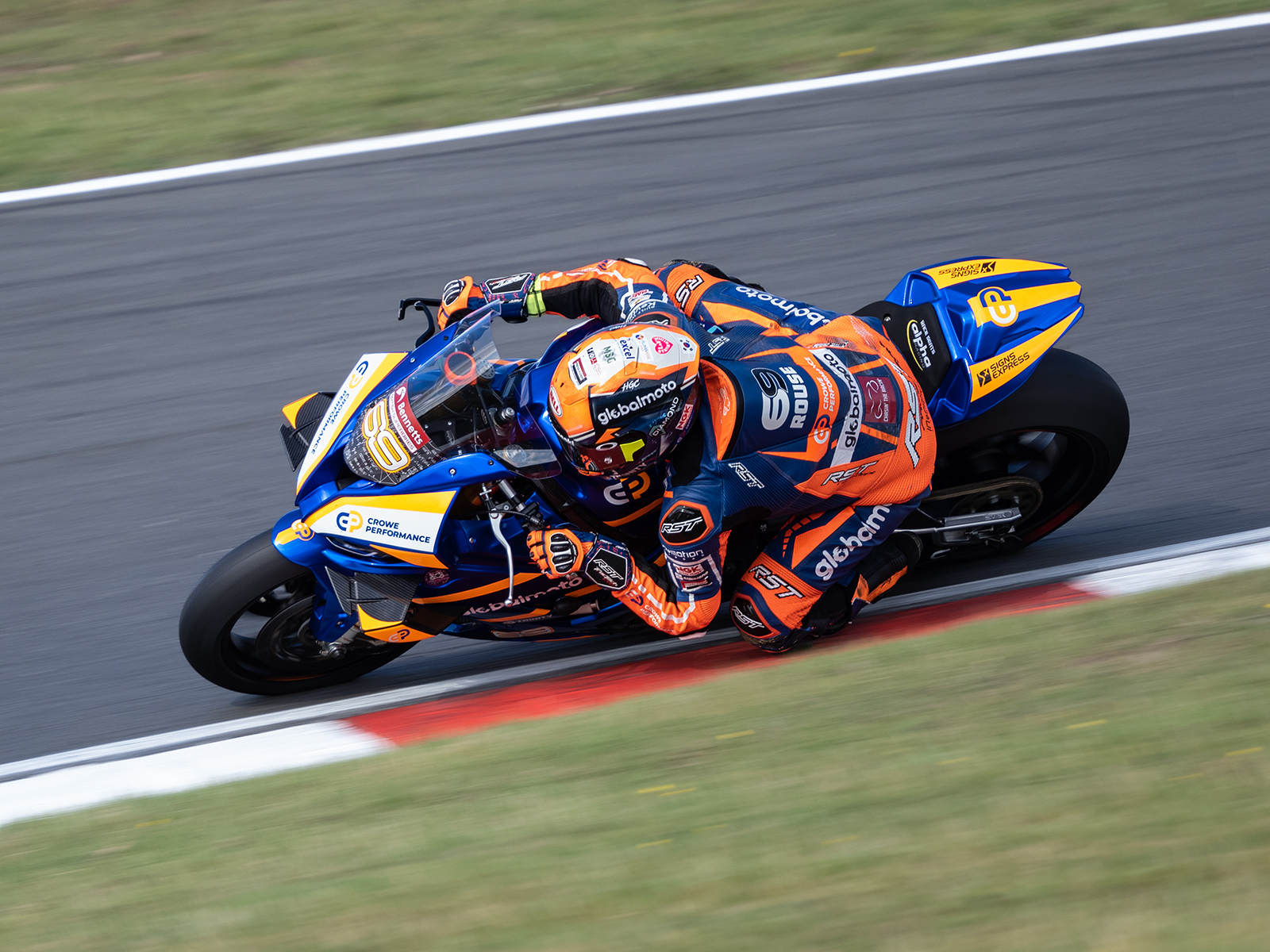 Click image for larger version

Name:	Chrissy Rouse Crowe Performance BMW S1000RR.jpg
Views:	173
Size:	1.35 MB
ID:	903150