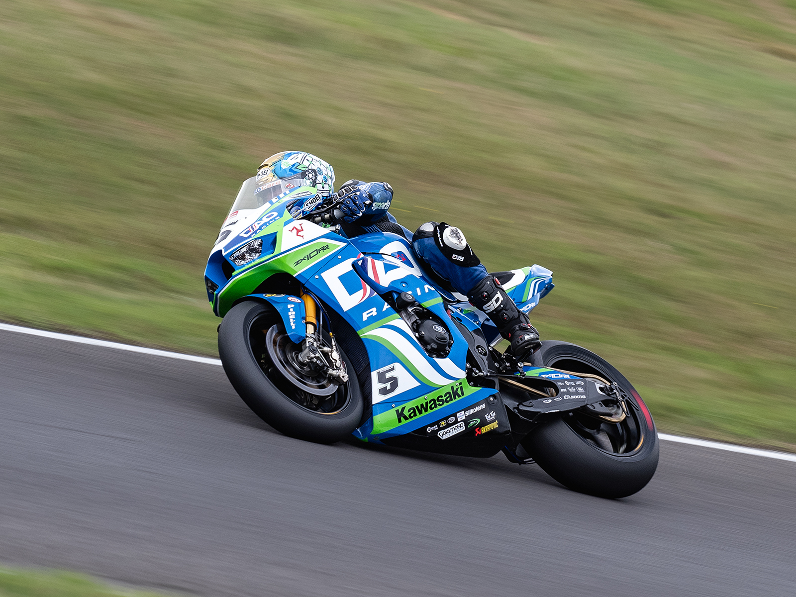 Click image for larger version

Name:	Dean Harrison DAO Racing Kawasaki ZX-10RR.jpg
Views:	142
Size:	1.37 MB
ID:	903155