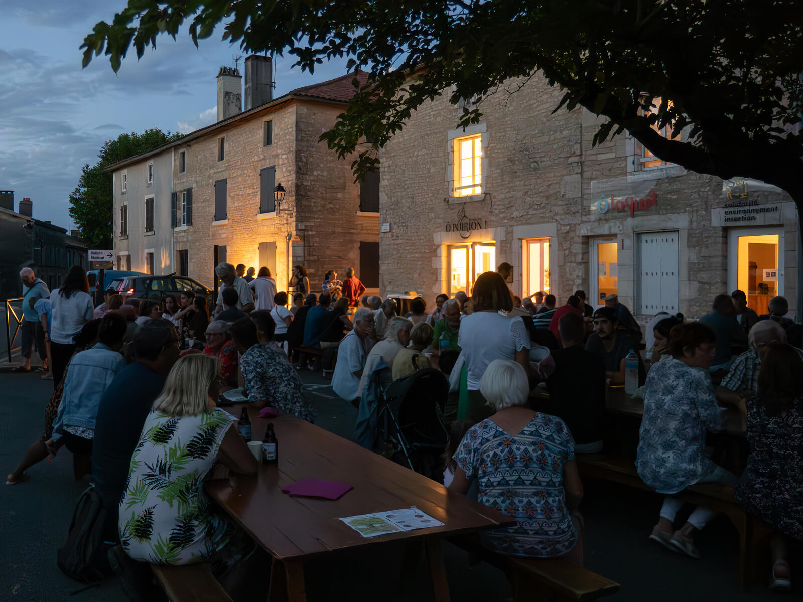 Click image for larger version

Name:	P8110406-Enhanced-NR-Edit.jpg
Views:	673
Size:	322.9 KB
ID:	939179