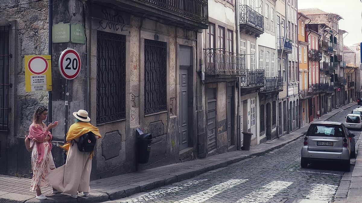 Click image for larger version

Name:	77 Jewish qtr.jpg
Views:	123
Size:	271.0 KB
ID:	954496