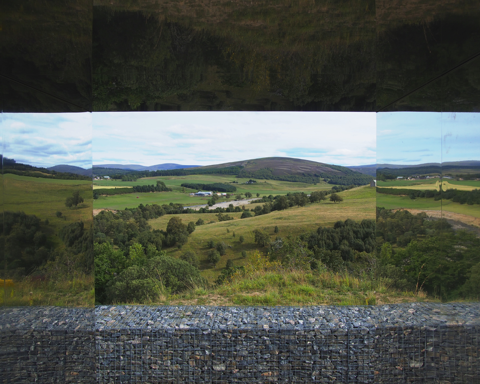 Click image for larger version  Name:	Cairngorms Scenic Photo Post 14.jpg Views:	7 Size:	2.24 MB ID:	959793