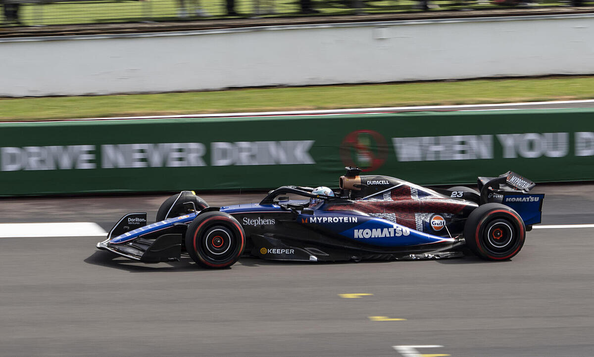 Click image for larger version

Name:	Williams 2.jpg
Views:	132
Size:	169.9 KB
ID:	983115