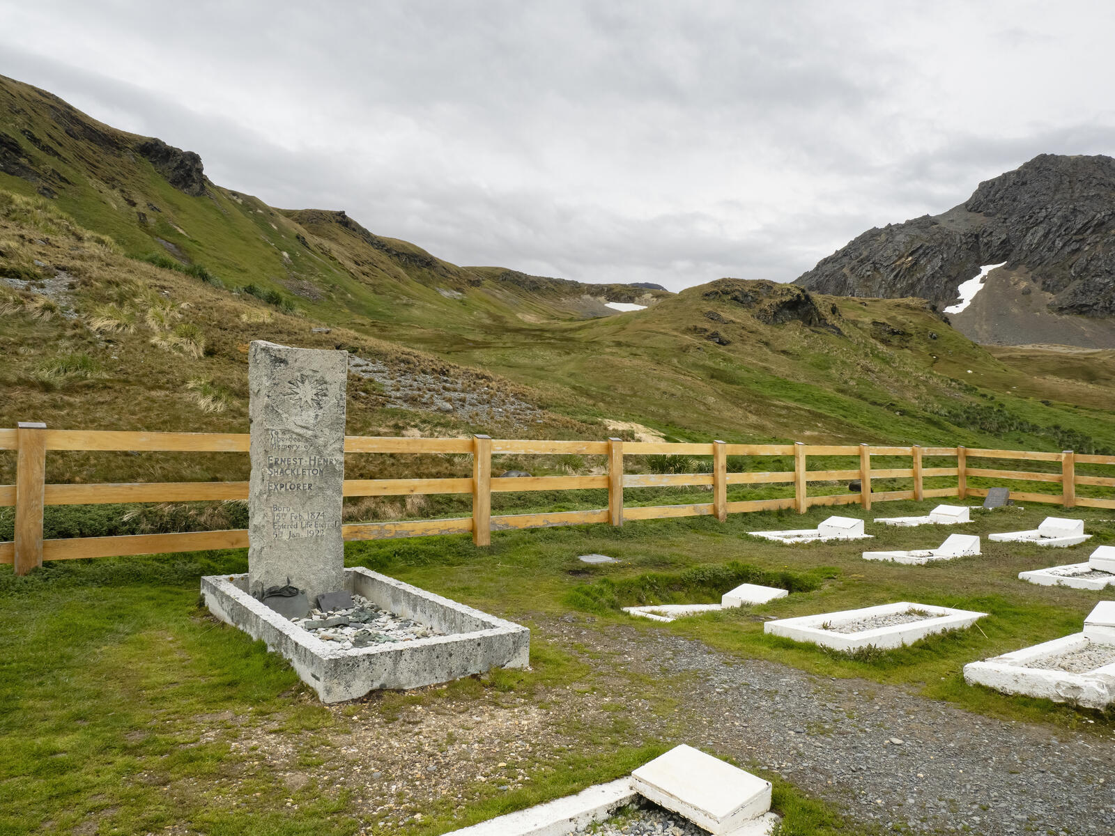 Click image for larger version

Name:	_C232405-d.jpg
Views:	88
Size:	405.6 KB
ID:	988207