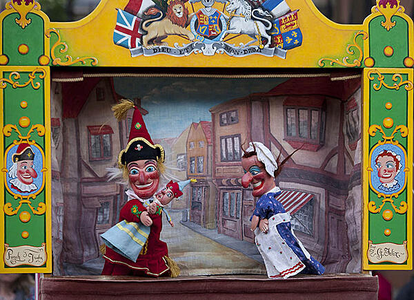 Click image for larger version

Name:	GeoffFelixPunchJudy.jpg
Views:	194
Size:	184.2 KB
ID:	988520