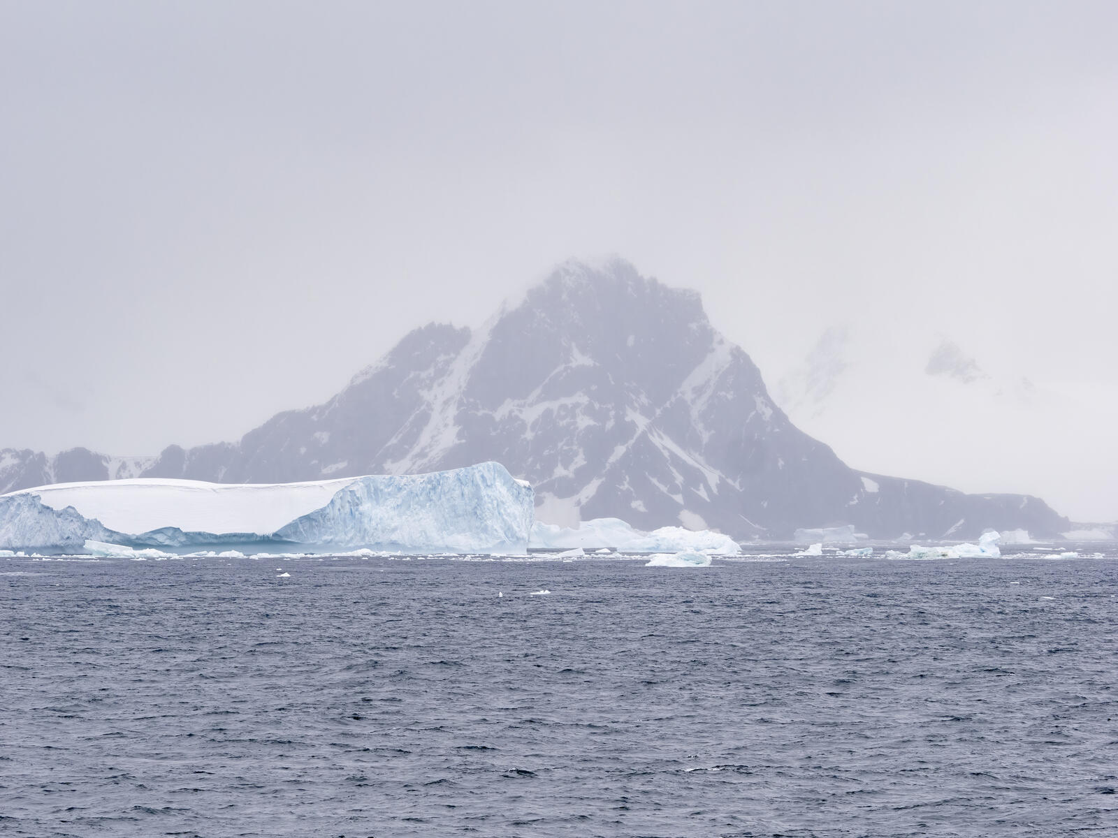 Click image for larger version

Name:	_C273907-d.jpg
Views:	57
Size:	220.3 KB
ID:	991540