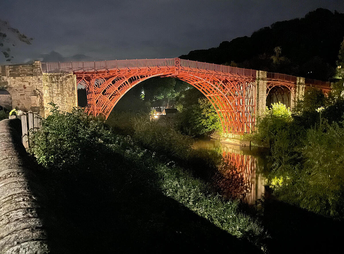 Click image for larger version

Name:	ironbridge.jpg
Views:	2255
Size:	317.5 KB
ID:	995734