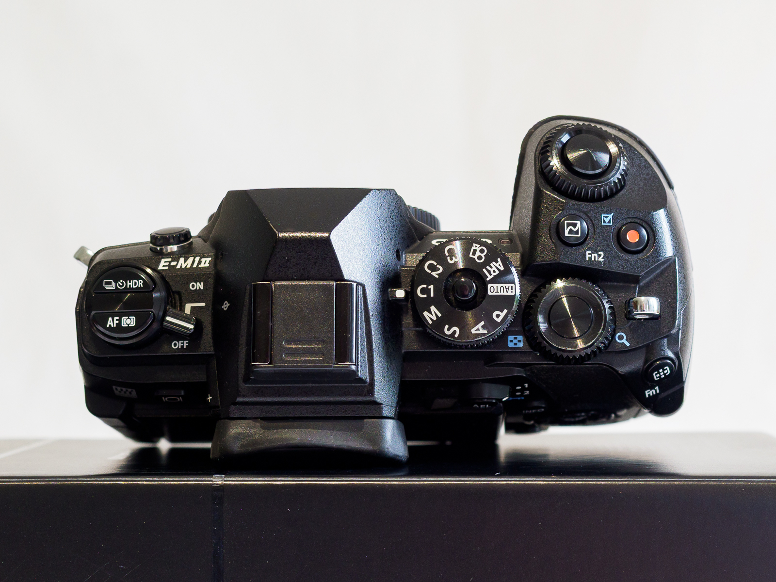 Click image for larger version

Name:	OM-D E-M1 MkII-5.jpg
Views:	140
Size:	1.09 MB
ID:	1024979