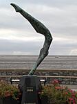 statue 1